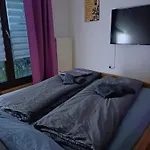 아파트 Tor Zur Rhoen *